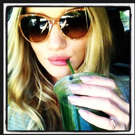 RHW enjoying her superdrink packed with Chlorella! @Twitter.com